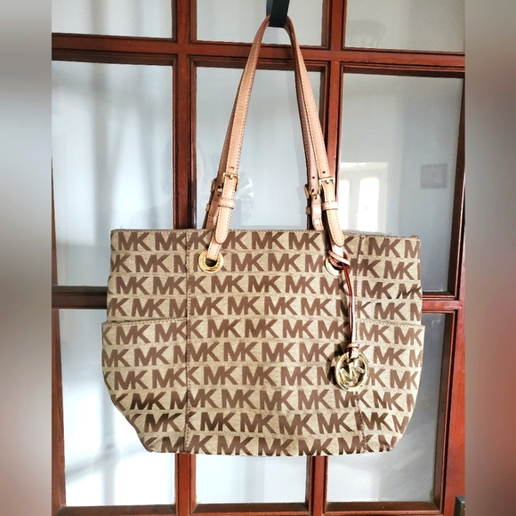 Michael Kors Monogram Shoulder Tote - Picture 2 of 9